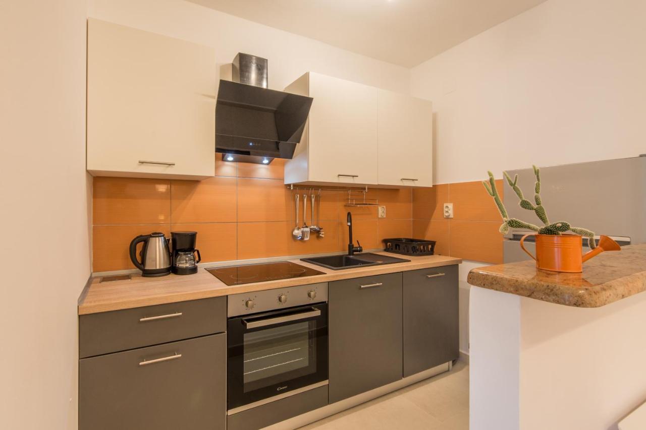 Piccola Pineta Appartement Pula Buitenkant foto