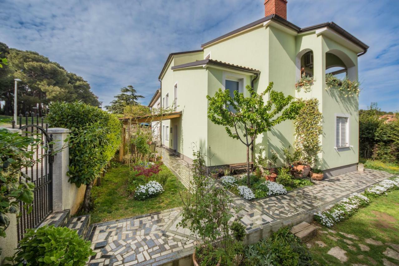 Piccola Pineta Appartement Pula Buitenkant foto
