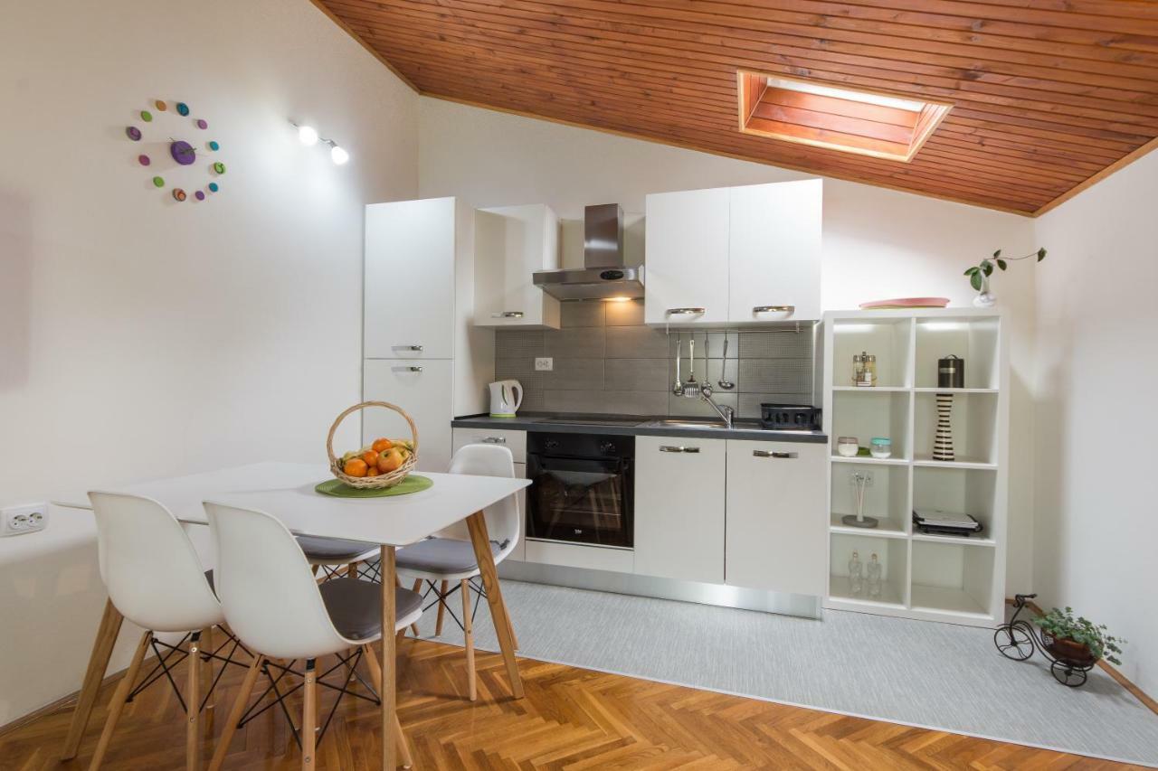 Piccola Pineta Appartement Pula Buitenkant foto