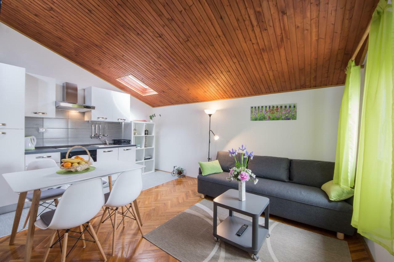 Piccola Pineta Appartement Pula Buitenkant foto